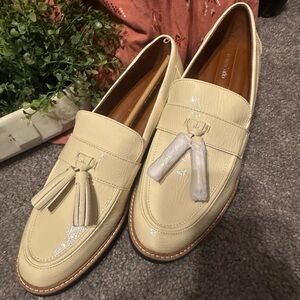 Women’s Cream Tassel Loafers